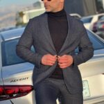 Saleh Abd El Nabi Instagram - تبدأ حياتك محاولاً فهم كل شيء.وتنهيها محاولاً النجاة من كل مافهمته #fashionphotography #trending #actor #egyptian #lebanononline #suit #winter Beirut, Lebanon