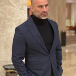 Saleh Abd El Nabi Instagram - #fashionlover #suit #winter2023 #design #naturephotography #blacklove #navy #actor #egyptian Triumph Luxury Hotel