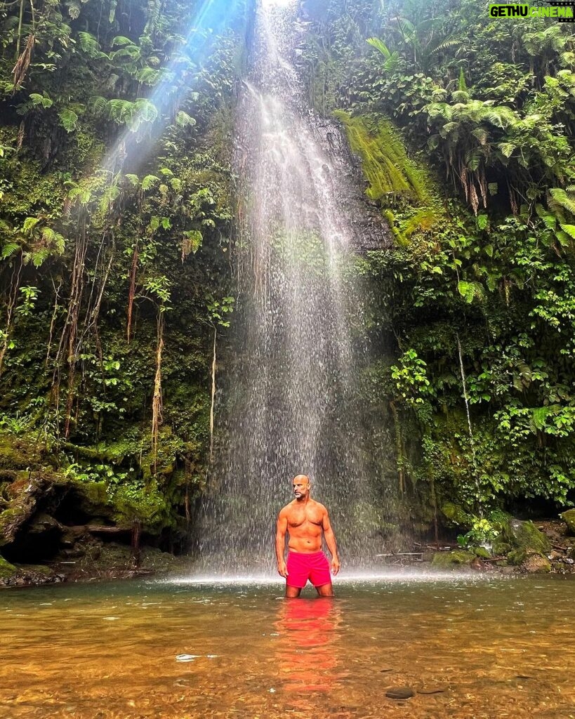 Saleh Abd El Nabi Instagram - #enjoy #behappy #waterfull #balidaily Benang Setokel Waterfall