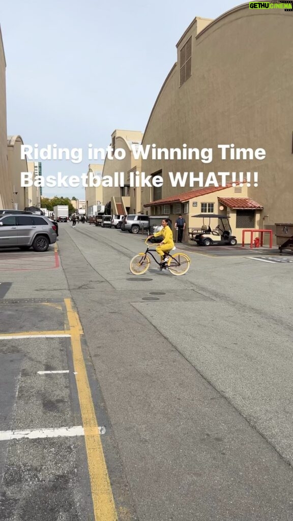 Salli Richardson-Whitfield Instagram - Basketball day on Winning Time is always spectacular. So I try to dress up and bring it for the crowd. #hbo #winningtime
