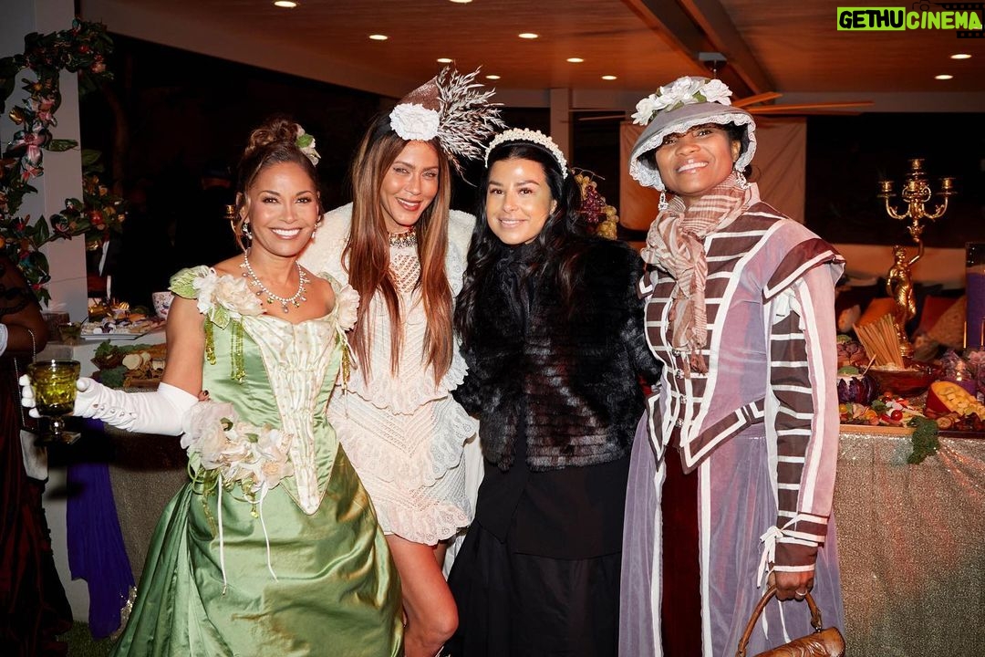 Salli Richardson-Whitfield Instagram - More pictures from a night I will never forget. Again, I want to thank my thoughtful husband for one of the biggest surprises I’ve ever had. Thank you @alldondre for winning the prize for best husband. @msvfox I’m sorry you couldn’t be there but thank you for the beautiful flowers , and to my Homies who made it. I love you all. @cairoscustomevents you are the best event planner in LA. Somebody better recognize.