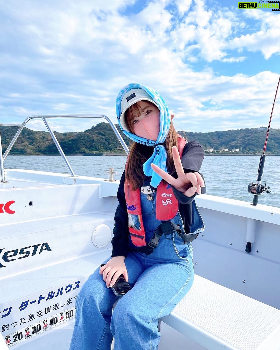 Sally Amaki Instagram - ピース✌️ 11月か〜😌 いっぱい楽しめそうです🥰