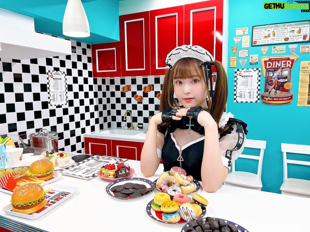 Sally Amaki - 4.5K Likes - Please leave a 120% tip 😌
.
みんなはカフェに行ったら何頼む?