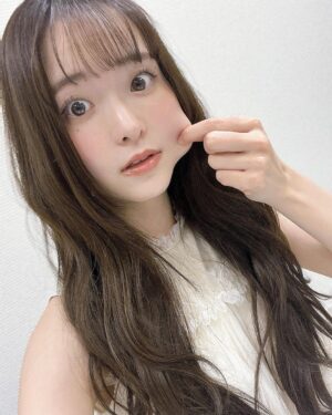 Sally Amaki Instagram - みんな一回のお餅は何個食べてる？
私は汁物は2個で焼き餅は6個かな💃🏻