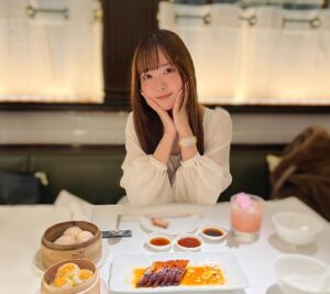 Sally Amaki Instagram - この間久しぶりに両親とディナー🥰