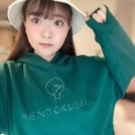 Sally Amaki Instagram - 「MENDOKUSAI」