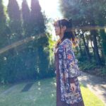 Sally Amaki Instagram - 顔に虹がかかった奇跡の一枚です🥰 . Happy New Years 😊
