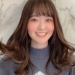 Sally Amaki Instagram - Mirareee Tokyoさんでまた髪の毛染めて、毛先も整えて頂きました🥰 後前髪もちょっとだけ増やした〜🥰🥰リハ後の写真だからちょっとポサポサしちゃった😛 今回もピノちゃんいて癒された〜🐶