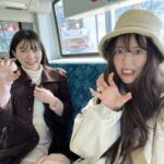 Sally Amaki Instagram - メリークリスマスイブ💕 12月24日❤︎今日はナナニジ結成7年目です！ 昨日楽屋で悲鳴を上げましたw 結成当時生まれた子は小学校に入学する歳です。 怖いです。🤣 でもそっか〜そんなに長く続けてるのか〜😌 何年目まで続けられるかな？3桁は目指したいな🧐(？) 加入当初想像していた7年後とは全く別の景色の7年後です🫢 それが良いのか悪いのかは分からないですが、私自身は今とても幸せです。 7年目にしてやっと、やりたいことをやり始められているなって思います。 もし2016年に戻ってまたナナニジに入るかって言われたら、、、ちょっと悩んでから「はい！」って言いますw 声優を目指して日本へ来た自分からすると、やっぱりアイドルとしてステージに立つことに抵抗があったりする時もあるんですが、私はアイドル活動をしていなかったら永遠に殻に閉じこもったままで何も面白くない人間だったと思います。 ナナニジに入って、計算中というバラエティー番組をやらせて頂いたから、桜ちゃんを通してバラエティーを学んで、そこで得た知識を声優の現場に持って行って「面白いね」って言って頂けてるんだと思います。 両親にも良く「活動中のサリーちゃん誰？」って言われるくらい、生きて来た中で誰にも見せたことのない姿をナナニジが見つけてくれました。 そして何より！アイドル活動をしていたから感じられる感情が本当にいっぱいあるんです！競争社会の中で生きるフィギュアスケートをずっとやっていたのにも関わらず、感じたことのない悔しさやもどかしさ、怒りや悲しみが本当にいっぱいあるんです！とても演技の勉強になります！！ 本当に波瀾万丈な7年でした！ ハラハラとワクワクが5:5くらいで本当に心臓に悪いです🤣でもその分絶対に他の誰とも被らない私だけの人生になってます！！ ❤︎ 🤭 そしてこの先8年目も！天城サリーを応援して下さってる皆さんには嬉しいご報告がいっぱい出来そうです💕 頂けたチャンスをいっぱい物にできるように頑張ります！ 皆さん！これからもよろしくお願いします！