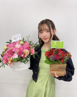 Sally Amaki Instagram - #tomochan 
オールストン感謝祭でみなさんから頂いたお花心から嬉しかったです💕
いっぱいお写真撮りました🥰
いつもありがとうございます♪
ラブが止まりません！！！
皆さんがいつも応援して下さるおかげで次のお仕事に繋がってます🥺
本当にどの現場に行っても「天城さんのファンの方はすごい優しい方々ばっかりですね」って言われて嬉しいです😭
大大大好きです。いつも現場に来てくださったり、コメントをいっぱいして下さったり、実況をいっぱいして下さったり、お便りをいっぱい送って下さったりありがとうございます！
皆さんのおかげでまた一つ嬉しいご報告がいつかできます🥰待ってて下さいね💕