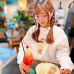 Sally Amaki Instagram - いちごのパウンドケーキ食べに行ったら全部売り切れだったんです.... でも意地でもいちご食べたくて🍓 いちごのクリームソーダ頼みました。