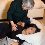 Salma Hayek Pinault Instagram - Meet Kanika the best Thai Masseuse in london. Aqui les presento a Kanika, la mejor masajista tailandesa en Londres. #massage #laugh