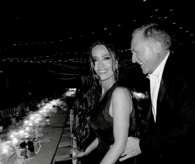 Salma Hayek Pinault Instagram - After 18 years together and 15 years of marriage, you still make loving you easy, fun, deep and fresh like a gentle breeze. Happy anniversary mi amor ❤️ 📸: @gregwilliamsphotography