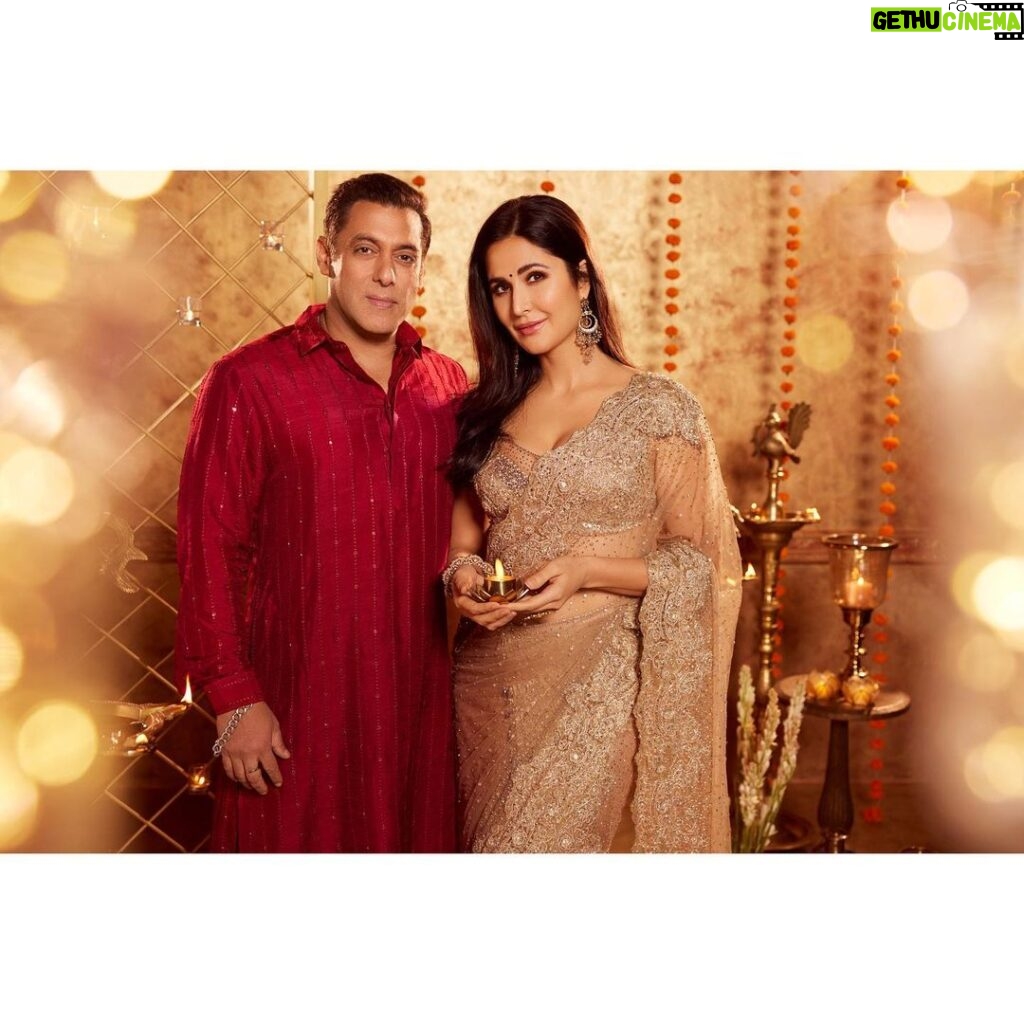 Salman Khan Instagram - Happy Diwali 🪔💫 ❤️ #Tiger3 releasing on this Sunday, 12th November in Hindi, Tamil & Telugu. Book your tickets now *link in bio* @katrinakaif | @therealemraan | #ManeeshSharma | @yrf | #YRF50 | #YRFSpyUniverse