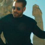 Salman Khan Instagram - Can’t wait to see your reels and shorts on #LekePrabhuKaNaam. #Tiger3 arriving in cinemas on Sunday, 12th November. Releasing in Hindi, Tamil & Telugu. @katrinakaif | @therealemraan | #ManeeshSharma | @yrf | @ipritamofficial | @amitabhbhattacharyaofficial | @arijitsingh | @nikhitagandhiofficial | @vaibhavi.merchant | @madhankarky | @bennydayalofficial | @anushamani | @boselyricist | @anaitashroffadajania | #AlviraKhanAgnihotri | @ashley_rebello | @darshanjalan | #YRF50 | #YRFSpyUniverse