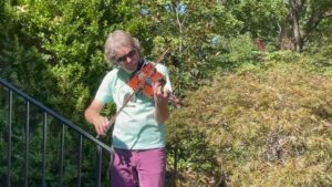 Sam Bush Instagram - Vienna, VA area! Sam and the boys are going to be howlin’ down Lee Highway to come perform at The Barns at @wolf_trap next Sunday, October 22nd! Won’t you join us? Tkts and info: https://www.wolftrap.org/.../2324barns/1022show23.aspx...

#sambush #sambushband #newgrass #bluegrass #thebarns #wolftrap #vienna #virginia