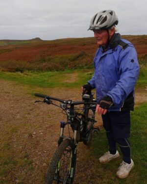 Sam Palladio Instagram - My grandpa Alan is bloody 101 today! Happy birthday! Still a speed daemon and adventure seeker. He only switched from a mountain bike about 2 years ago. He’s now fiddled with his scooter to get some extra juice out of it and it’s got the acceleration of a Tesla now. Please wish him happy birthday. Xx