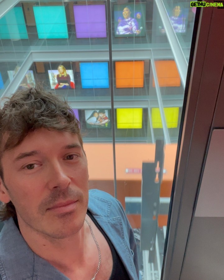 Sam Palladio Instagram - London days. Who’s already come to see @oklahoma.westend? Less than a month to go, don’t sleep on it. London, United Kingdom