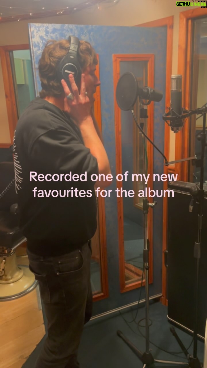 Sam Palladio Instagram - Thank you 2023 and thank you to all the people that helped make it a special year. Part 1. #newmusic #livemusic #nashville Nashville, Tennessee