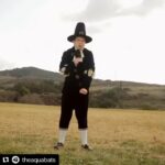 Samm Levine Instagram - Today I’m extra thankful to @theaquabats for letting me be their shape-shifting Pilgrim Boy. It not only broadened my range as an actor, but it gave me this sweet #Thanksgiving post! Have a wonderful day, all!! 🦃 ・・・ #Repost from @theaquabats : We dare you to make it through this PILGRIM BOY FAN CAM without crying!! We’re thankful for his sacrifice! But most of all we’re thankful to YOU - our fans - this day and EVERY day!!!!! 💙💙🦃 The Mayflower