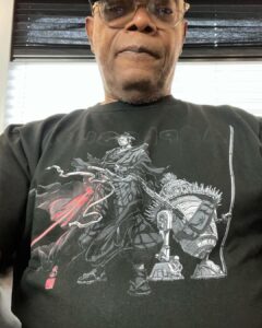 Samuel L. Jackson Instagram - MAY THE FOURTH BE WITH YOU👊🏾👊🏾‼️‼️Thanks @takashiokazaki & @applebum_tokyo 👊🏾#macelives