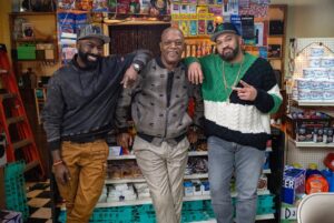 Samuel L. Jackson Instagram - Tune in to @shodesusandmero tomorrow at 11pm Eastern on @showtime to catch me chopping it up with New York’s finest, @desusnice and @thekidmero !