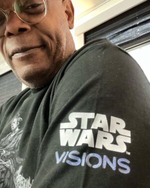 Samuel L. Jackson Instagram - MAY THE FOURTH BE WITH YOU👊🏾👊🏾‼️‼️Thanks @takashiokazaki &  @applebum_tokyo 👊🏾#macelives