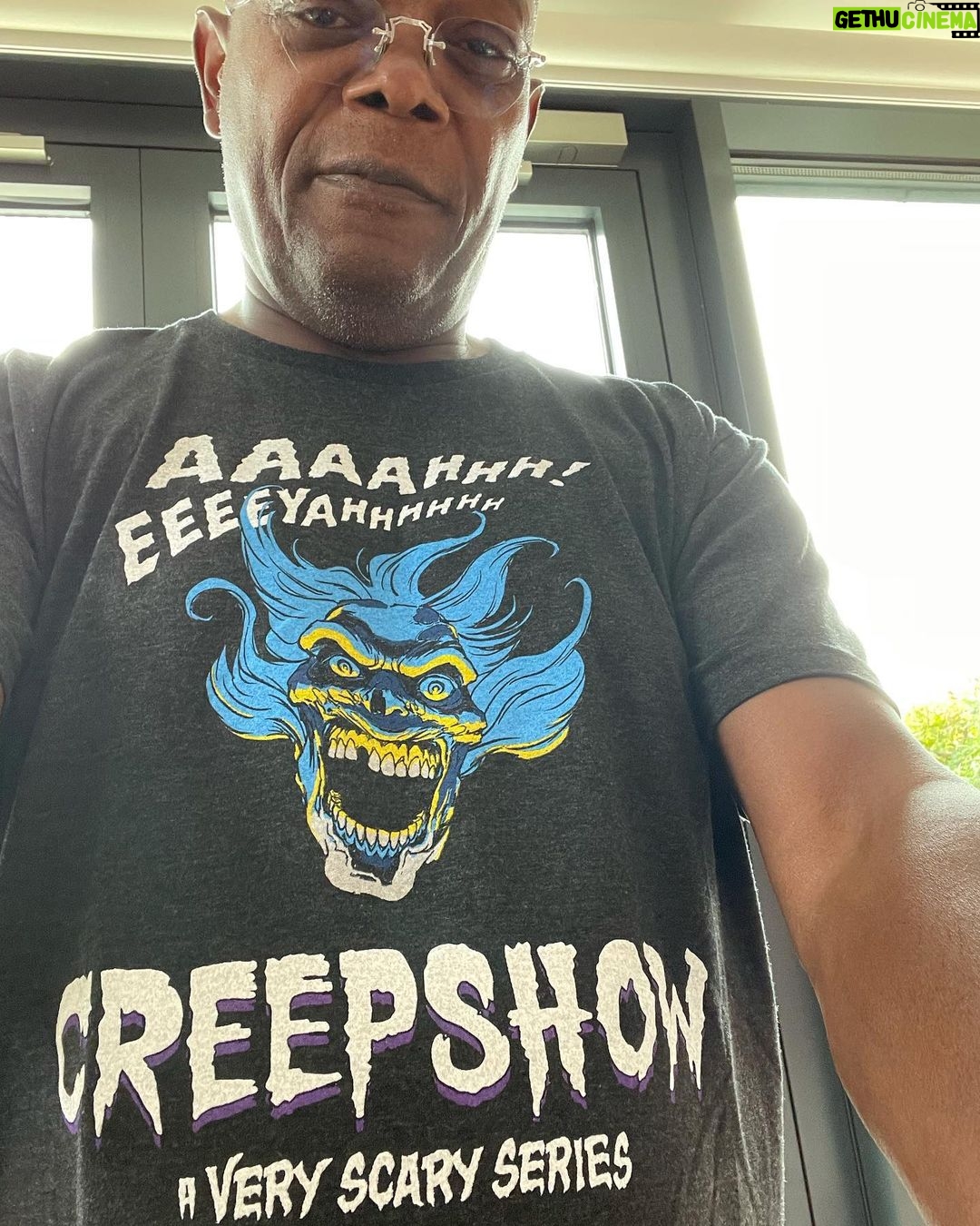 Samuel L. Jackson Instagram - If you need a jolt today, here’s a good jumping off spot!!#gregnicoteroistheman@jagarhetshisshitofftoo#nothinglikeagoodaaaarrrrhhhhhshit