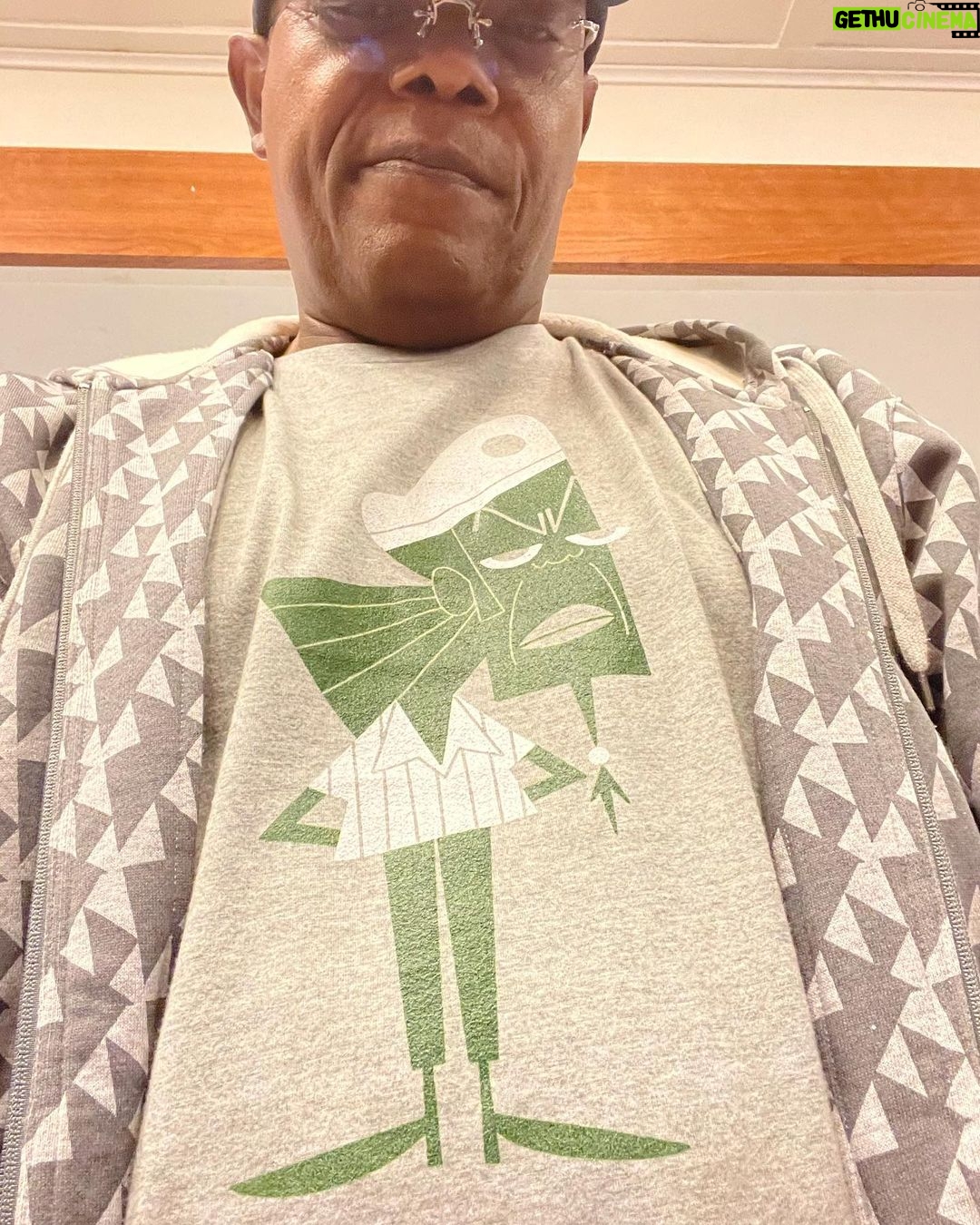 Samuel L. Jackson Instagram - Accepting No Substitutes this week!#themarvelettes#whenuabsoloutelypositivelygottabeordell London, United Kingdom
