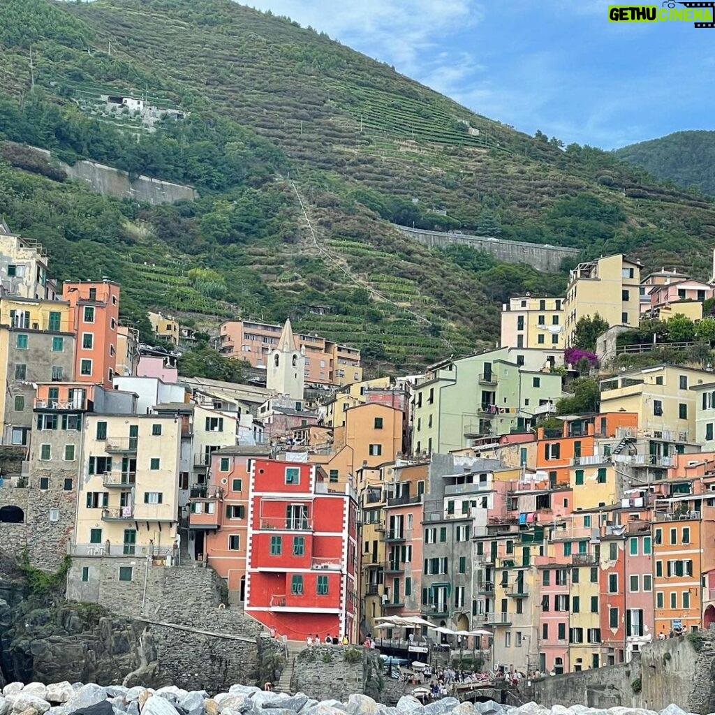 Samuel L. Jackson Instagram - Ladies & gentlemen Liguria!#yachtchootawkinboutwillis#yachtyyachtyyachtyyachtyyachtyyachtyyachty#nyachtmadatthis