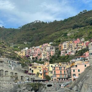 Samuel L. Jackson Instagram - Ladies & gentlemen Liguria!#yachtchootawkinboutwillis#yachtyyachtyyachtyyachtyyachtyyachtyyachty#nyachtmadatthis