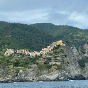 Samuel L. Jackson Instagram - Ladies & gentlemen Liguria!#yachtchootawkinboutwillis#yachtyyachtyyachtyyachtyyachtyyachtyyachty#nyachtmadatthis