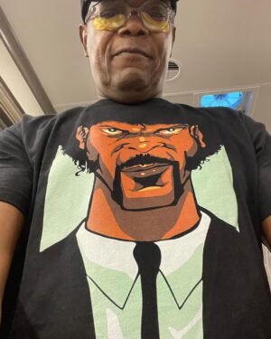 Samuel L. Jackson Instagram - You already know, Rollin’ into this week like... don’t start none won’ be none👊🏾‼️#lastdaysofptolemygrey#endalz#engineinthered
