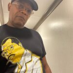 Samuel L. Jackson Instagram - Got a Firm Grip on mine, how ‘boutchoo??!!#lastdaysofptolemygrey #endalz#holdontoyourbutts Atlanta, Georgia
