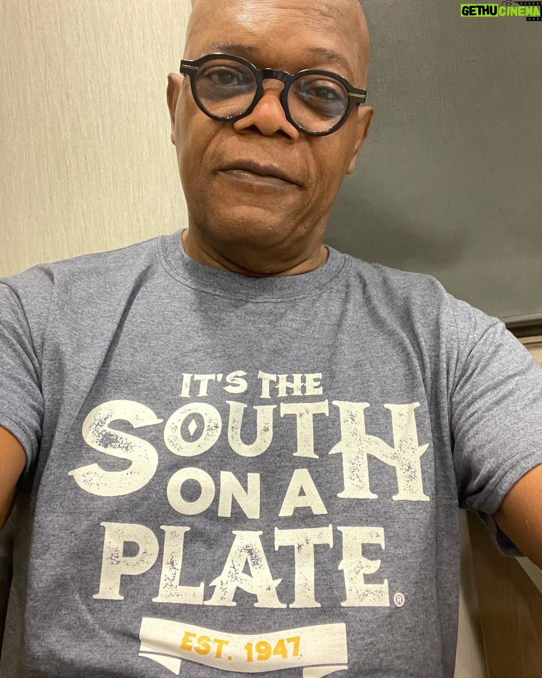 Samuel L. Jackson Instagram - Been getting my grub on @Busy Bee Cafe ATL since1966! Always feels like home.#lastdaysofptolemygrey#endalz#itsstillhunterstreettome#supportblackownedbusinesses Atlanta, Georgia