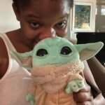 Samuel L. Jackson Instagram - HAPPY BIRTHDAY ZOE DOVE🎶🎂👊🏾‼️😛Your presence & persistence, lemon bars & streaming suggestions were lockdown gifts that made the year bearable. You always made me know, things were going to be alright. I hope you feel this Enormous Virtual Hug fulla LOVE for ya💕💕💕‼️#proudtobeyourpop#you’redaspecialsauceoflife