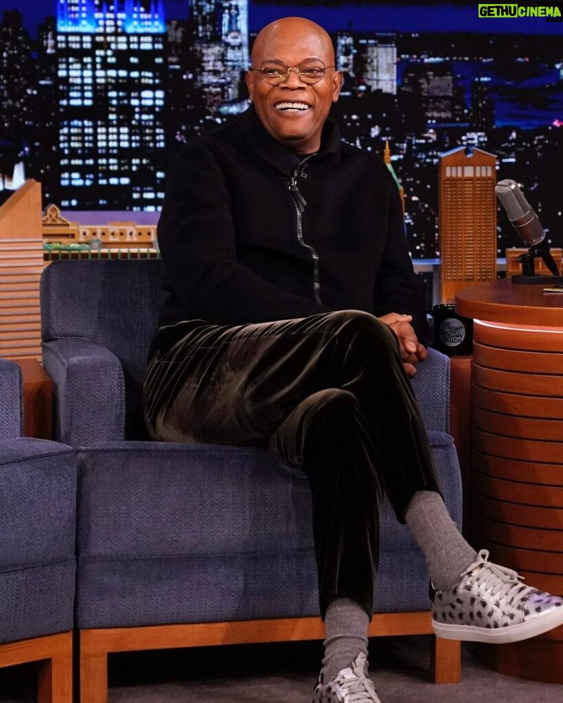 Samuel L. Jackson Instagram - Tune in tonight to @FallonTonight on @nbc to catch @jimmyfallon and me talk about @thepianolessonplay @starwarsmovies and so much more! PC - Ralph Bavaro/NBC