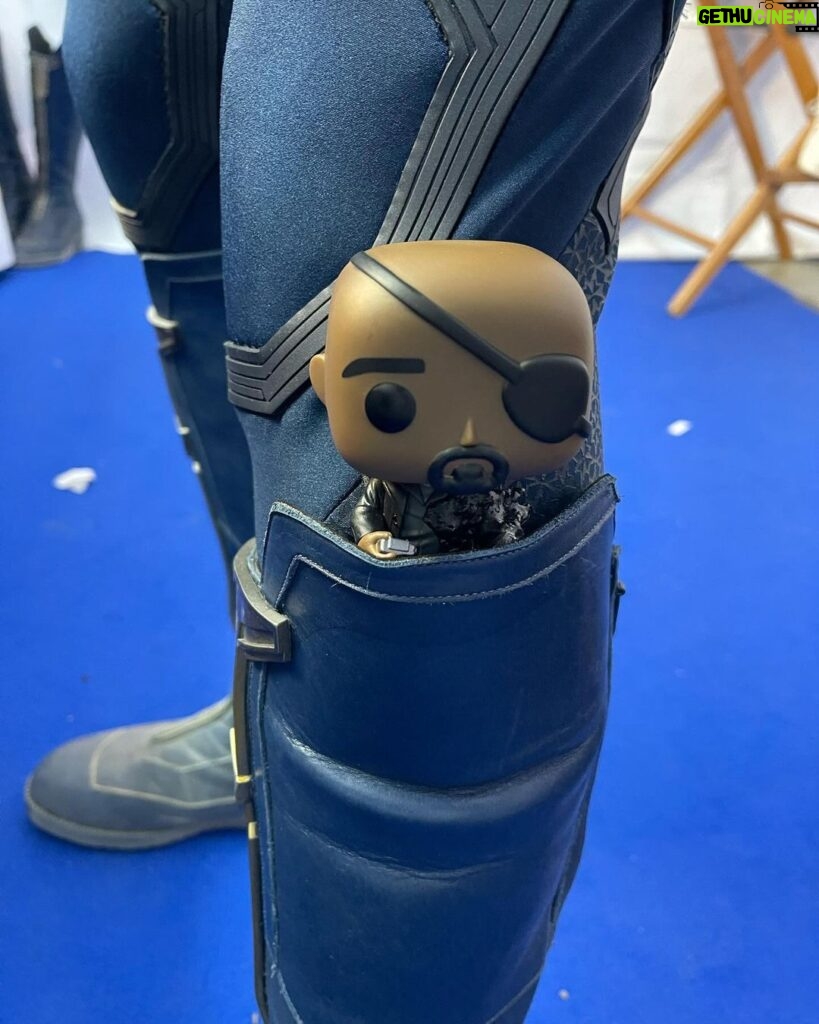 Samuel L. Jackson Instagram - Check the boot 👢 Never leave home without Nick Fury strapped in. #TheMarvels