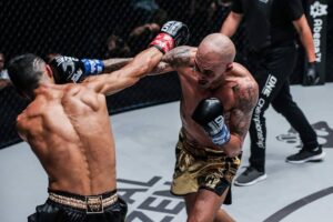 Samy Sana Instagram - Thank you Japan 🇯🇵🙏 and @onechampionship see you soon ! #résurrection🤬⏳🔥