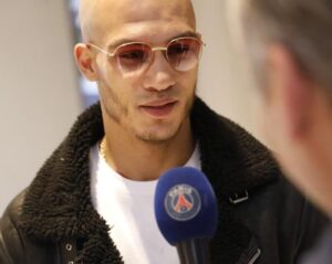 Samy Sana Instagram - Many thanks to @psg for the invite and the jerzey 🙏💯 #ak47 #newpartner #parisestmagique🔵⚪️🔴 #mycity🗼@onechampionship @venum @shinzo_paris @hooded_paris @vipsun_paris