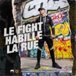 Samy Sana Instagram - JEU CONCOURS L’équipe, @venum et moi c’est une histoire de près de 10ans c’est la famille! La marque a pris une ampleur à travers le monde entier et la çà s’installe dans les boutiques @footkorner Le fight et la rue je pouvais pas manquer de vous faire kiffer. Je vais faire gagner 5 personnes le survêtement de votre choix. Tu veux jouer?! ▪️Follow @Venum ▪️Identifier 2 personnes en commentaires