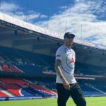 Samy Sana Instagram - paris is my city 💪🏼🔴🔵 thanks @psg Parc Des Princes