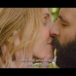 Samya Pascotto Instagram - Crônicas de uma relação passageira <3 troféu ternura do ano. Tá em cartaz nos cinemas.