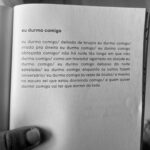 Samya Pascotto Instagram - Quem quiser dormir comigo vai ter que dormir do lado. Angélica freitas- um útero é do tamanho de um punho.