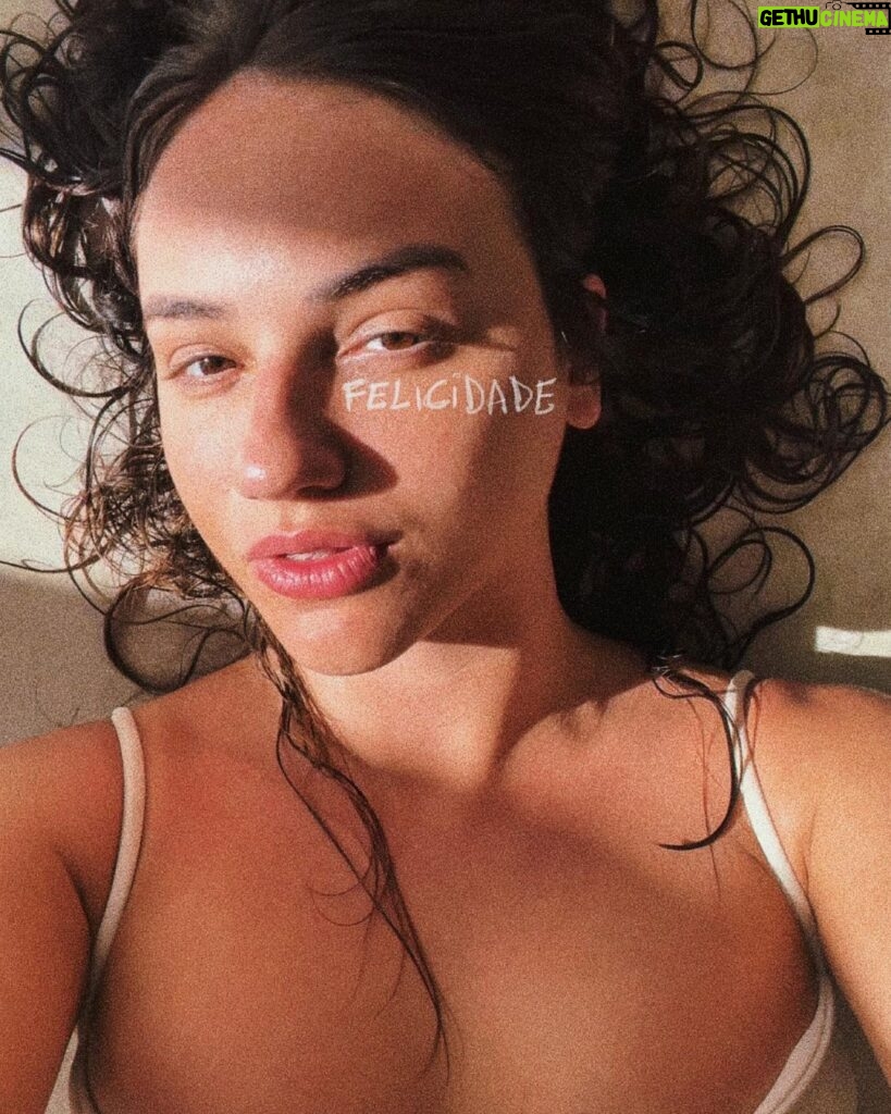 Samya Pascotto Instagram - Bahia- dia 3- a Bahia beija lento.