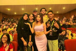 Sana Sultan Instagram - Thanking God for this… This is the best feeling in the World…I have a story with this college..Today let me share it with u lovelies..
I use to participate a lot in these college fests..mujje bohot acha lagta tha participate karna.. but one day one of my seniors did not allow me to participate in this particular college’s Fest (National college) .. I asked her why , she said “you are not fit to partcipate” .. That was obviously hurtful to me.. bohot bura laga & jab koi esa bolta hai toh ya toh hum khud k liye sad feel kar saktey hai ya fir hum usko as challenge lekar life mei aage badh saktey hai.
Meine bus 1 he chiz boli thi “jaha participate karne nahi de rahe na, usi jagah mujhe chief guest bana kar bulayenge, vo b bohot baar” 😅 & See God made it happen… This was my 3rd time they invited me…
Toh bus jab uski zaat par aitbaar ho toh har chiz possible hai.. agar tumhari neeyat saaf hai, toh tumhari zubaan vo☝🏻kabhi khali nahi jaane deta..
Aaj tak jo maannga hai vo mila hai… Thank u God, Thank u Universe… Greater things folding ahead, InshAllah❤️🤍🤞🏻
Baki, thank u National college for having me as chief guest for ur biggest Event…much love to all🥰🤍😇