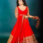 Sanchari Mondal Instagram - Colour of love is ❤️ #sancharimondal 💄@sahasumana 👗@mahadevraj62