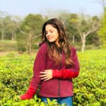 Sanchari Mondal Instagram - কিচ্ছু চা-ইনি আমি ………. #teagarden #outing #sancharimondal