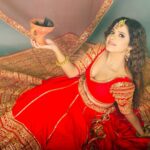 Sanchari Mondal Instagram - Colour of love is ❤️ #sancharimondal 💄@sahasumana 👗@mahadevraj62