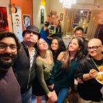 Sanchari Mondal Instagram - Happy wala birthday @urvi_vox ❤️💐🎂🎂 After a long long time we spent an evening full of food,fun, আড্ডাandগান ❤️ thank u @samidhofficial for ur lovely invitation ❤️